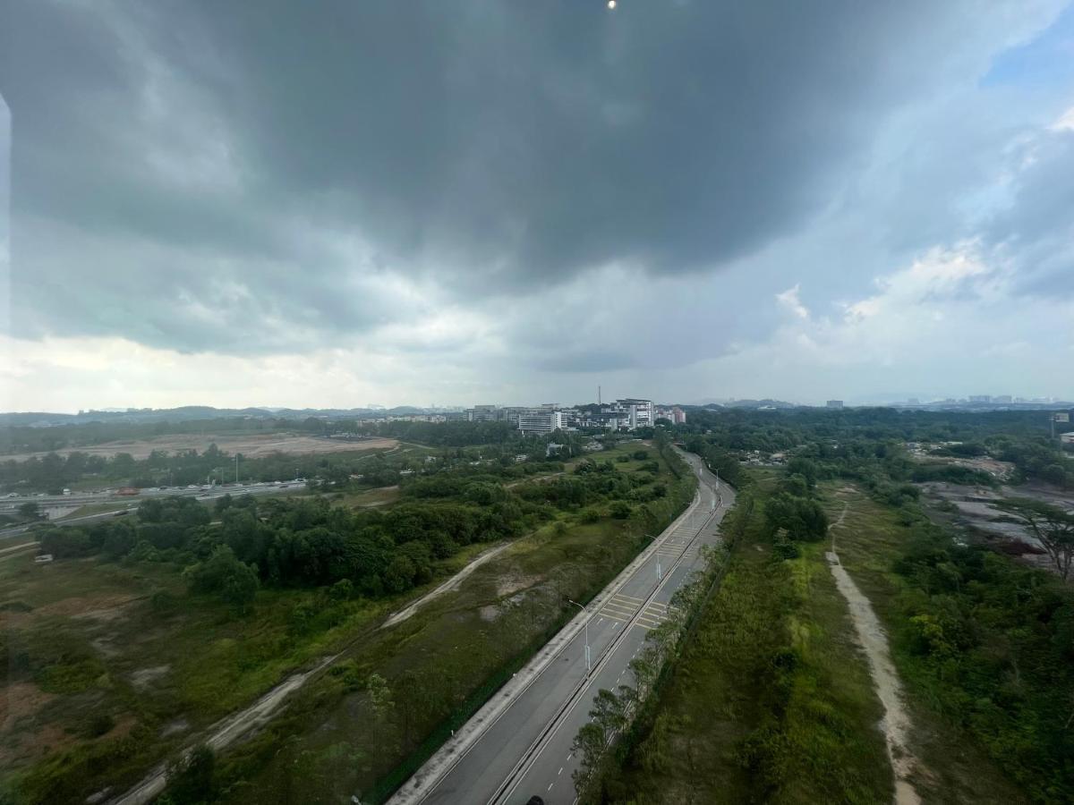 Mucihome Clio 3R2B, Putrajaya Condo Near To Ioi City Mall, Alamanda, Hospital Serdang, Wetland Studio Kru Dll- Non Smoking Home For Malaysian Only Exterior photo