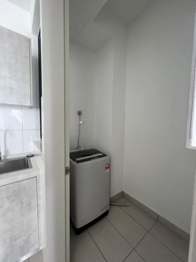 Mucihome Clio 3R2B, Putrajaya Condo Near To Ioi City Mall, Alamanda, Hospital Serdang, Wetland Studio Kru Dll- Non Smoking Home For Malaysian Only Exterior photo