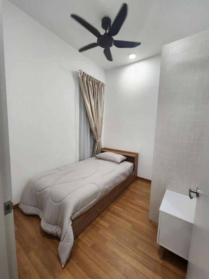 Mucihome Clio 3R2B, Putrajaya Condo Near To Ioi City Mall, Alamanda, Hospital Serdang, Wetland Studio Kru Dll- Non Smoking Home For Malaysian Only Exterior photo